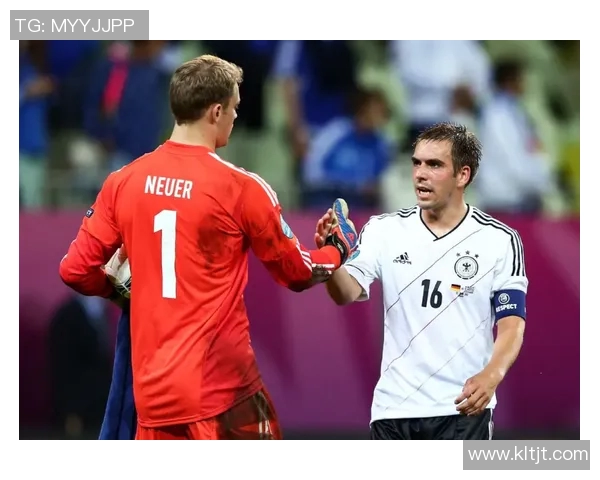 若昂内维斯：从青涩球员到足球场上的璀璨明星之路