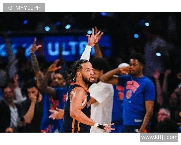 火箭队与尼克斯队激战正酣球迷期待精彩对决与胜负悬念