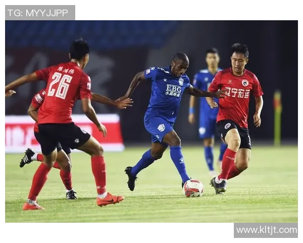 石家庄永昌迎战北京控股争夺中甲联赛关键三分之战