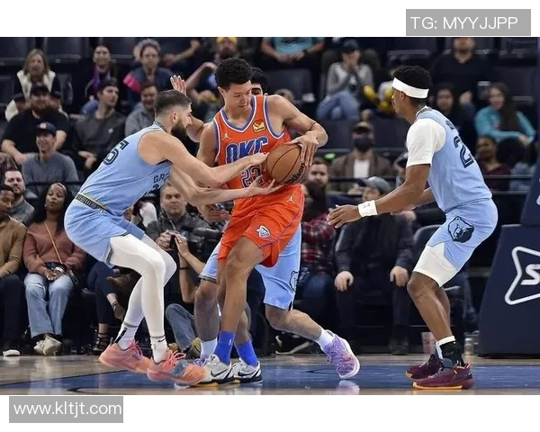 快船与湖人球迷的激情对决谁能在洛杉矶的篮球之夜笑到最后