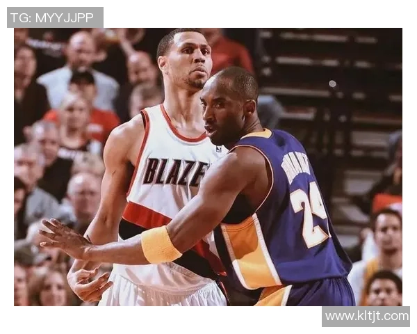 罗伊开拓者与小牛的激烈对决展现篮球魅力与团队精神